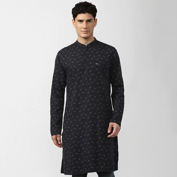 https://www.weavestyle.in/products/men-black-geometric-printed-kurta-1