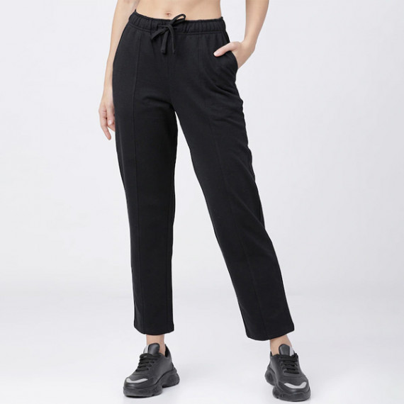 https://www.weavestyle.in/products/women-black-solid-cotton-track-pant-1