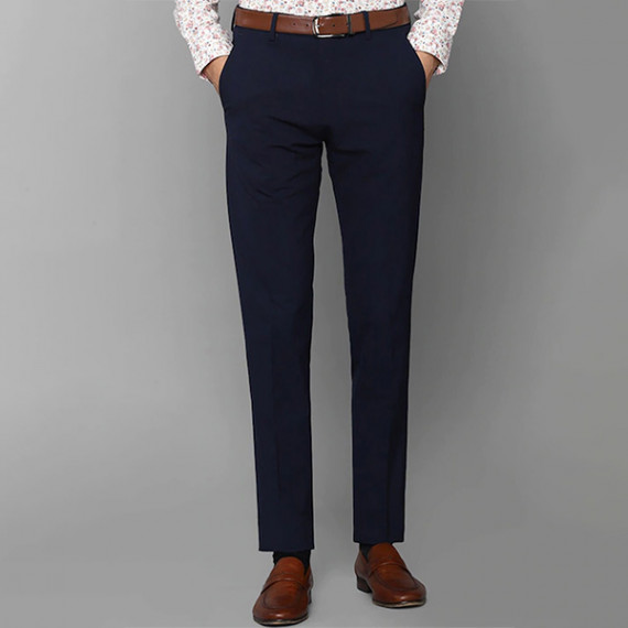 https://www.weavestyle.in/products/men-navy-blue-slim-fit-trousers