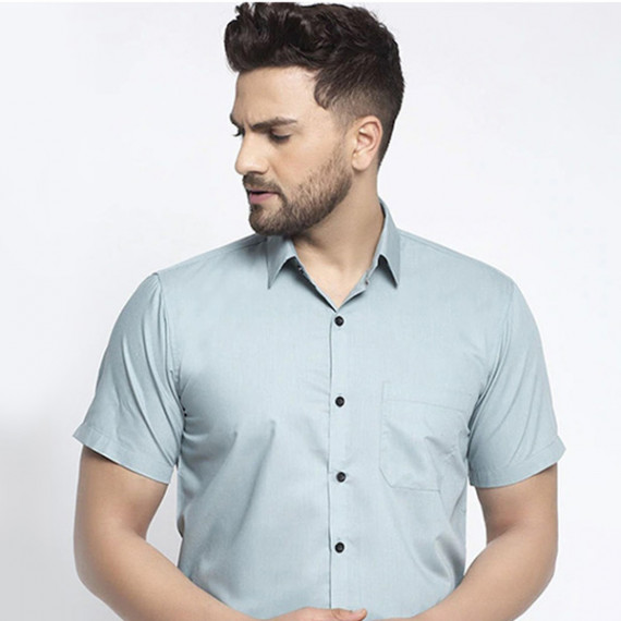 https://www.weavestyle.in/products/men-sea-green-regular-fit-solid-casual-shirt