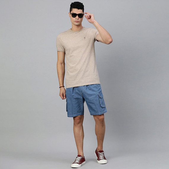 https://www.weavestyle.in/products/men-blue-solid-pure-cotton-cargo-shorts