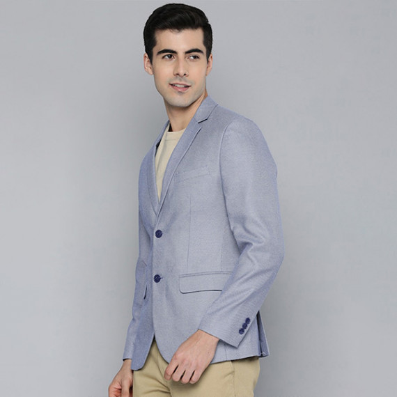 https://www.weavestyle.in/products/men-blue-self-design-textured-regular-fit-smart-casual-blazer