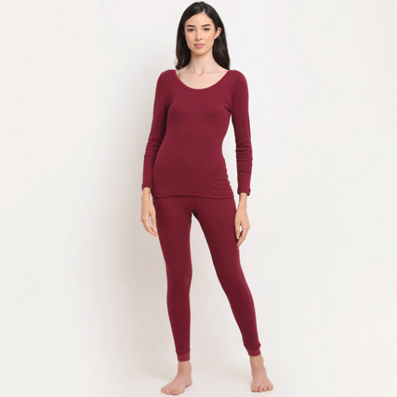 https://www.weavestyle.in/products/women-maroon-striped-thermal-top