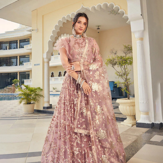 https://www.weavestyle.in/products/peach-coloured-gold-toned-embellished-sequinned-semi-stitched-lehenga-unstitched-blouse-with